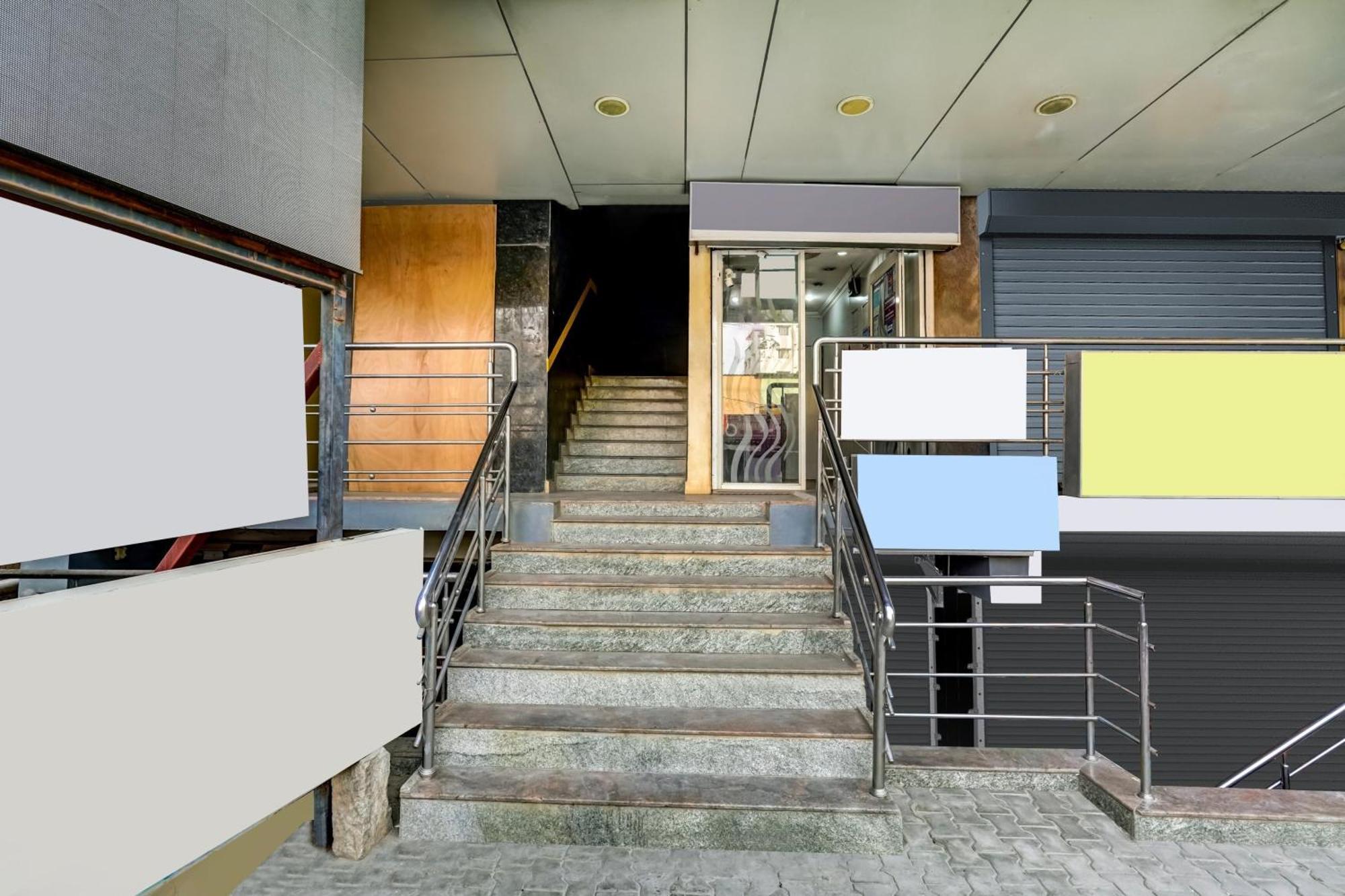 Hotel O Royal Rooms 벵갈루루 외부 사진